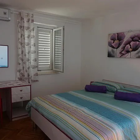 Bed & Breakfast Ivanka 3*